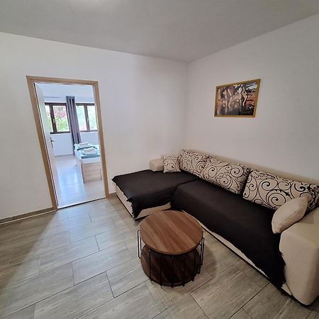 Apartmani Lisicina Omiš Exteriér fotografie