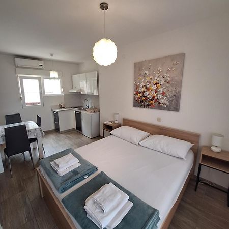Apartmani Lisicina Omiš Exteriér fotografie