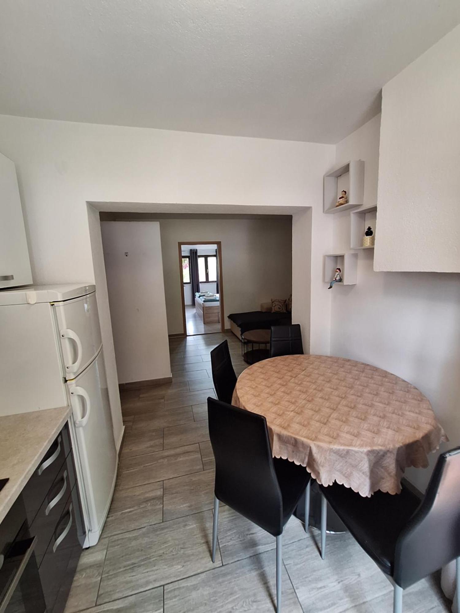 Apartmani Lisicina Omiš Exteriér fotografie