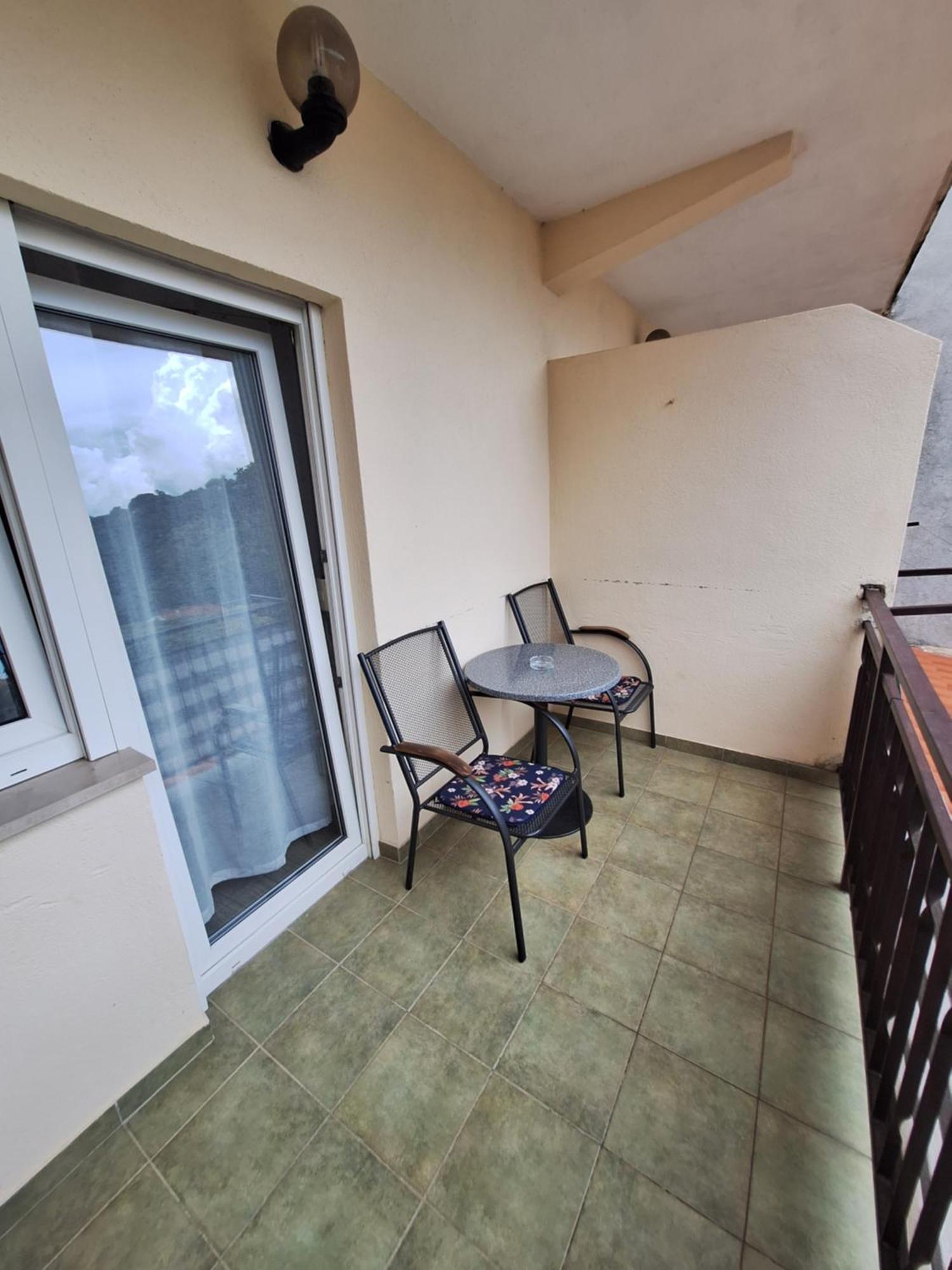 Apartmani Lisicina Omiš Exteriér fotografie