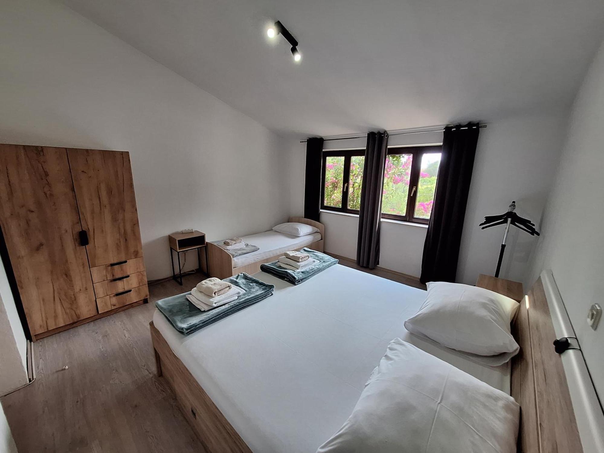 Apartmani Lisicina Omiš Exteriér fotografie