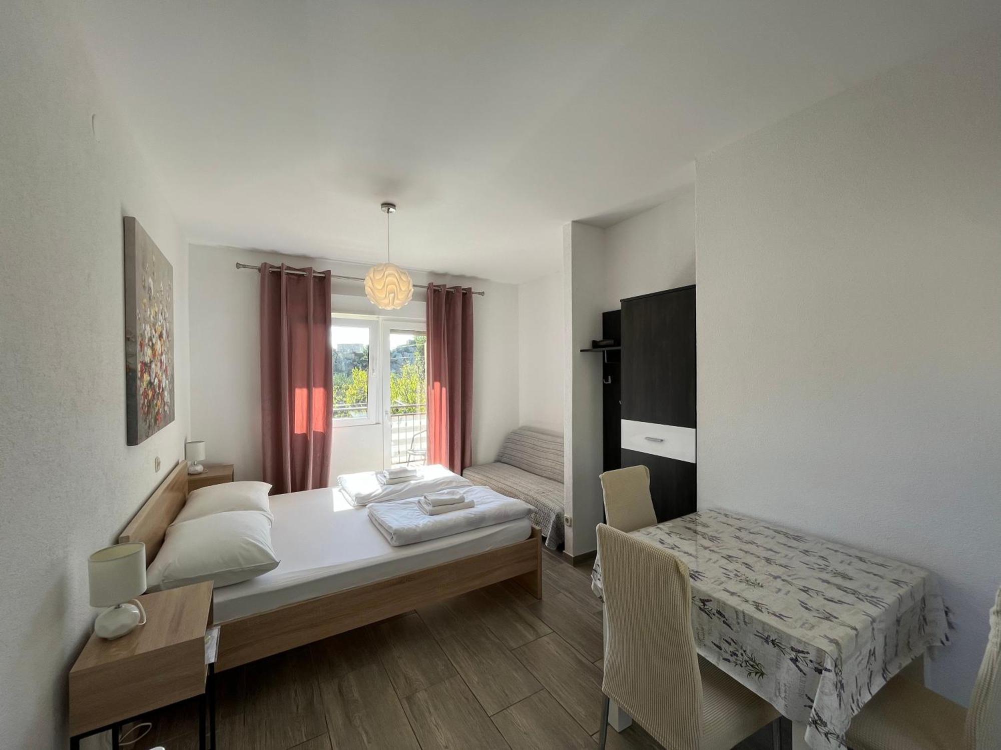 Apartmani Lisicina Omiš Exteriér fotografie